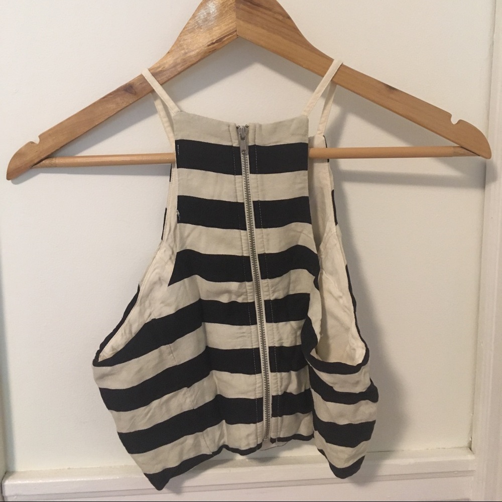 A&F Crop Top - Picture 2 of 5